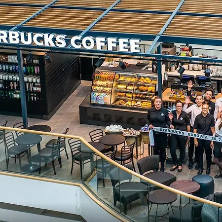 Luxury Space At The Address In דירה *